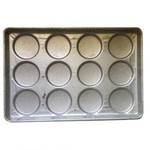 Baking tray for oven